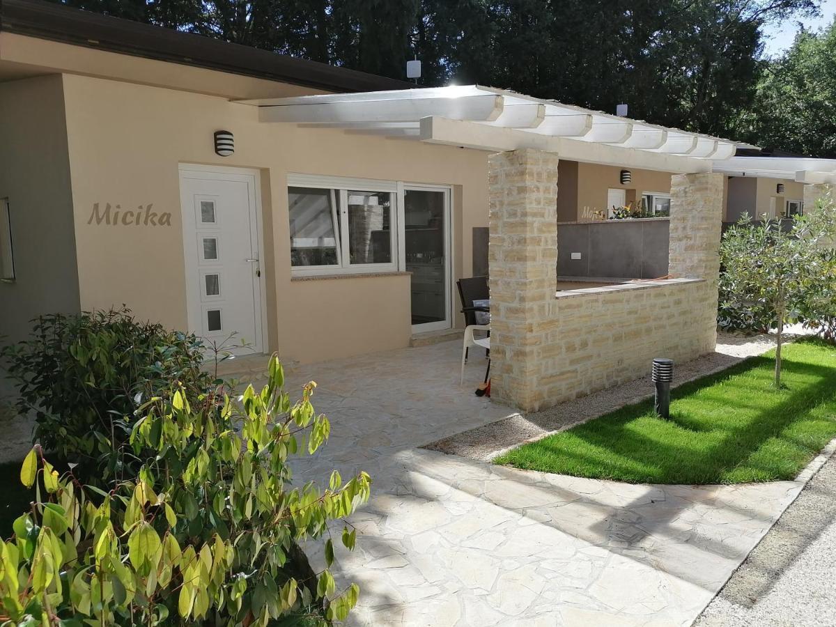 Holiday Park Mimoza Bašanija Exteriör bild
