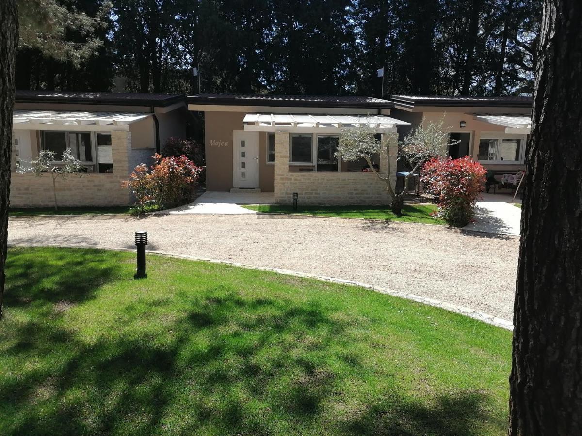 Holiday Park Mimoza Bašanija Exteriör bild