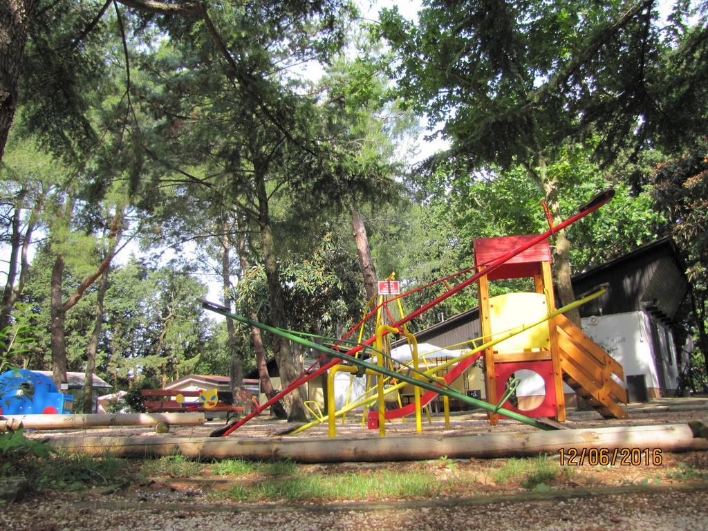 Holiday Park Mimoza Bašanija Exteriör bild